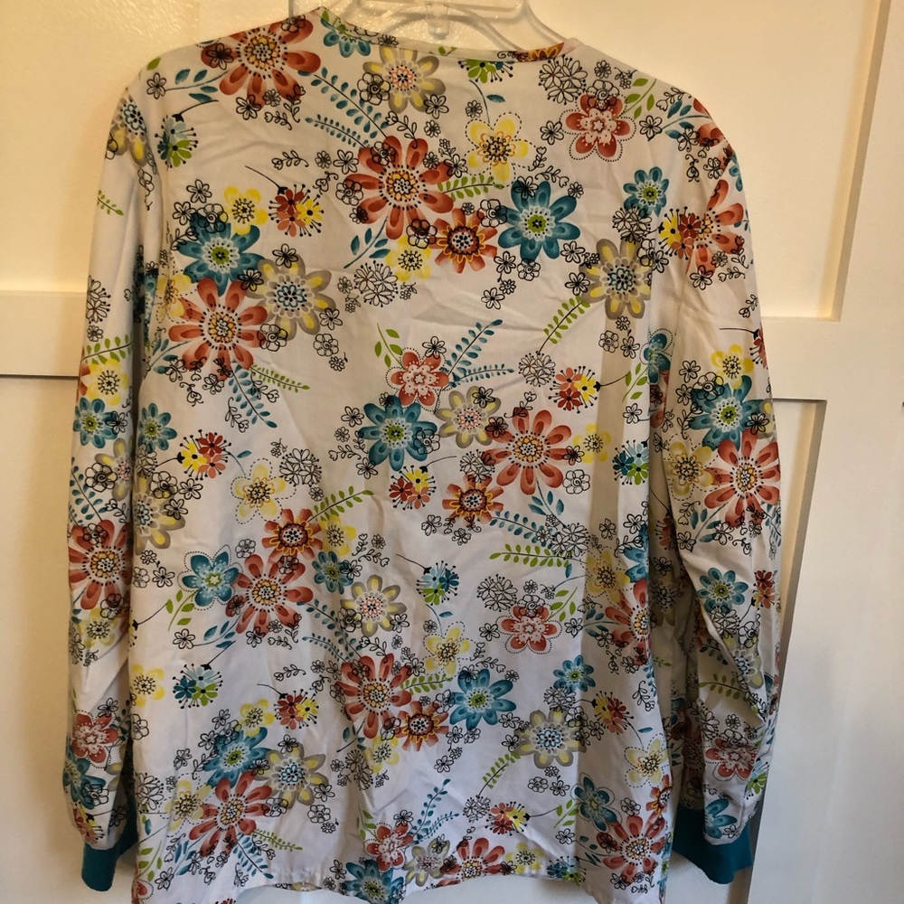 Scrub Jacket HQ, Floral Snap Closure Small
